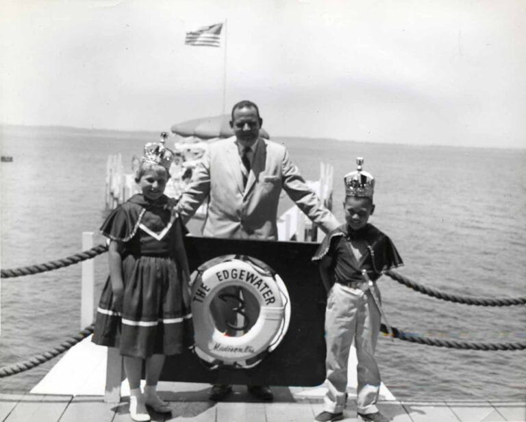 People on the pier at The Edgewater in the 1950s